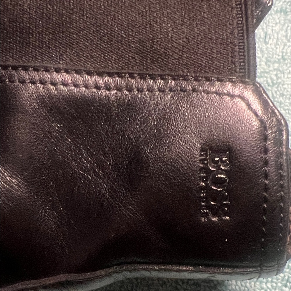 Boss Hugo Classic Black Leather Chelsea Boots w/ side engraved buckles Sz 9 1/2 - Picture 8 of 16